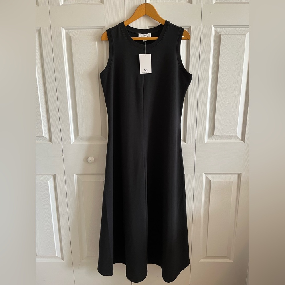 NWT - Magaschoni Black Sleeveless Maxi Dress (sz XL)